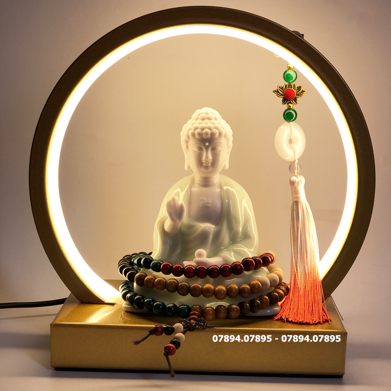 decor tượng Phật Thích Ca bằng sứ trắng có hào quang và dây treo đi kèm