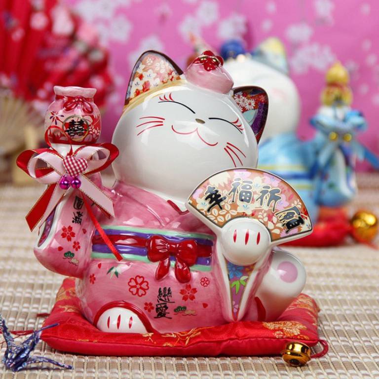 mèo thần tài màu hồng
